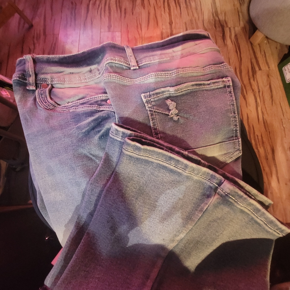 Classic Denim Women's Straight Leg Jeans
